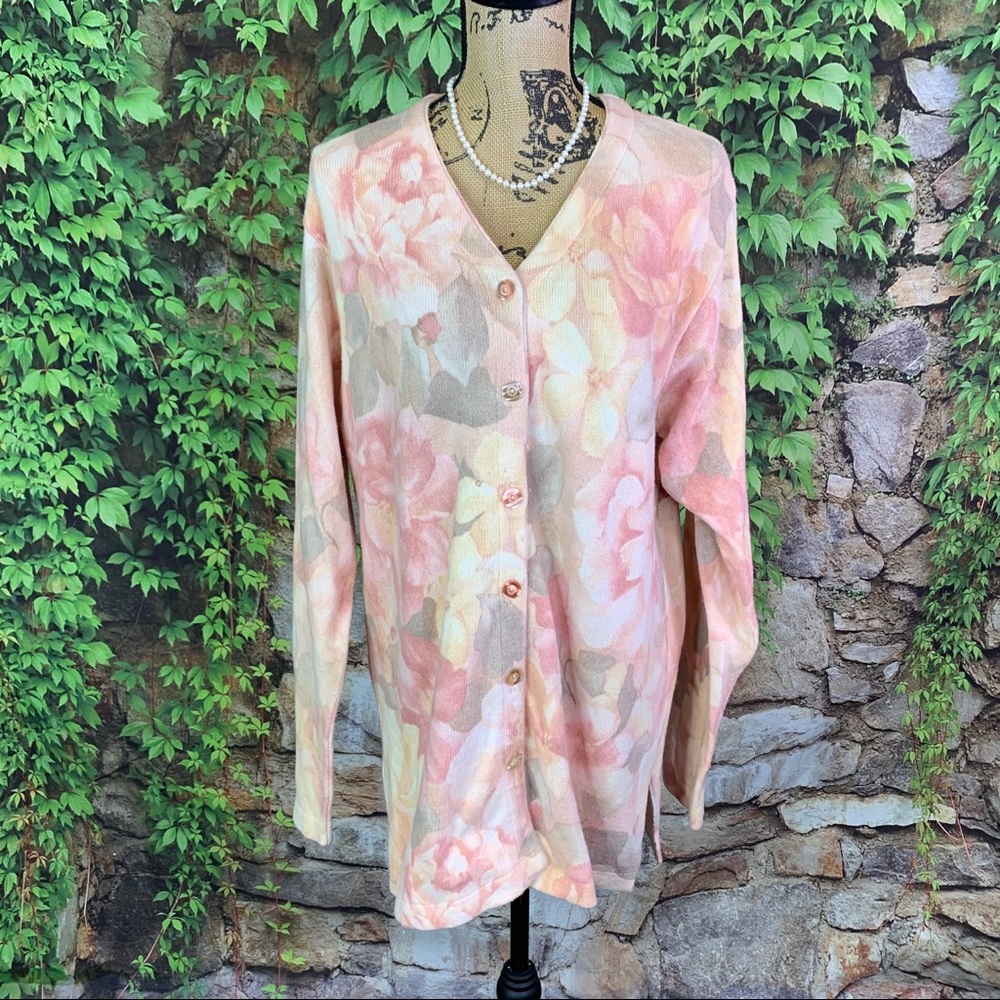 GABRIELLA T. Peach Italian Floral Cardigan, L
